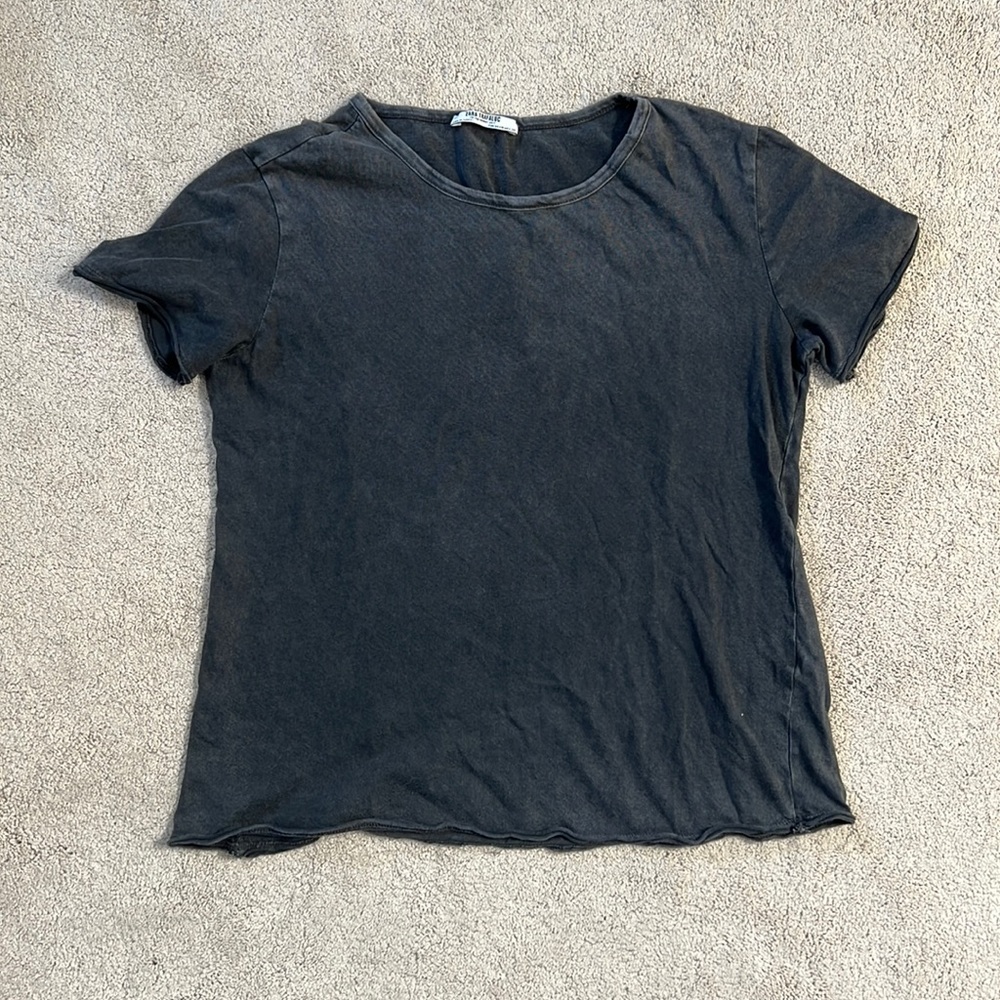 Gray Zara t-shirt